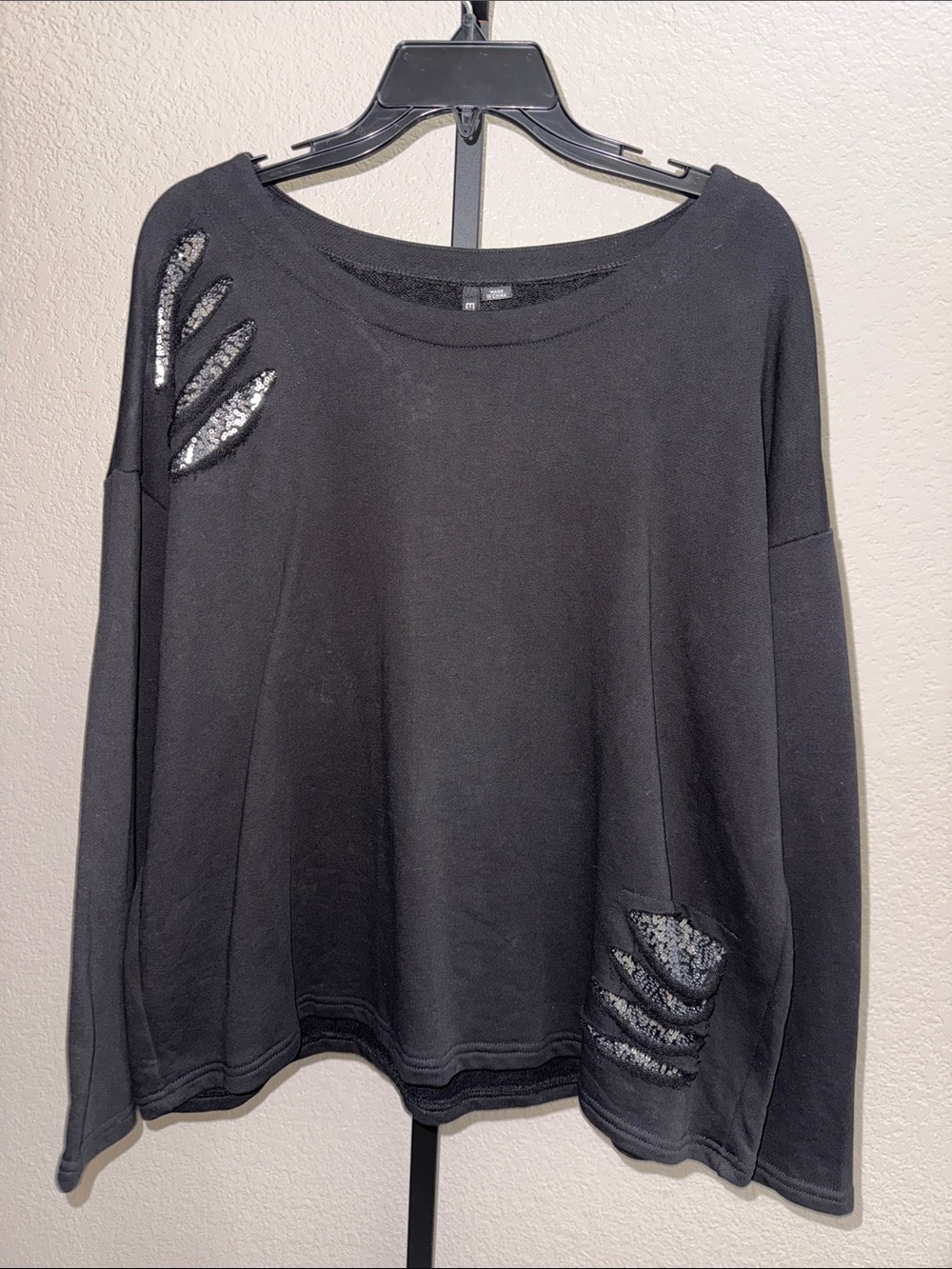 Ethyl Black and Sequin Accent Sweatshirt XL